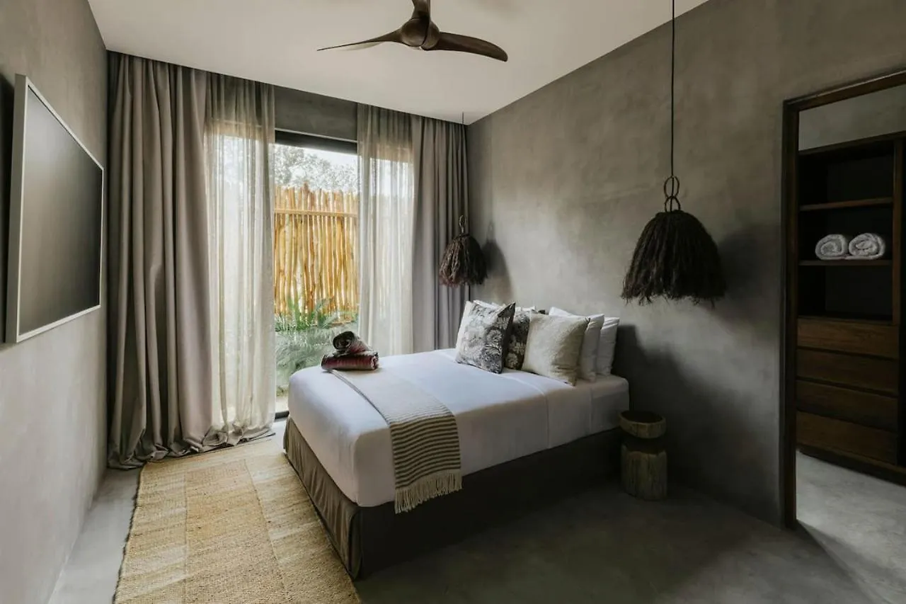 Casa Kutzi Kutzi Tulum Paradise Mexico